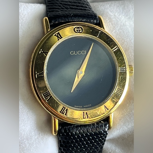 GUCCI vintage 3000.2.L Gucci ladies Watch - Picture 3 of 13
